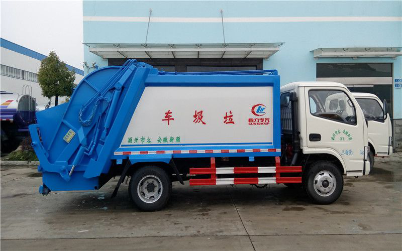 兴城国五环卫垃圾车 新款上市，打造绿色环保新标杆